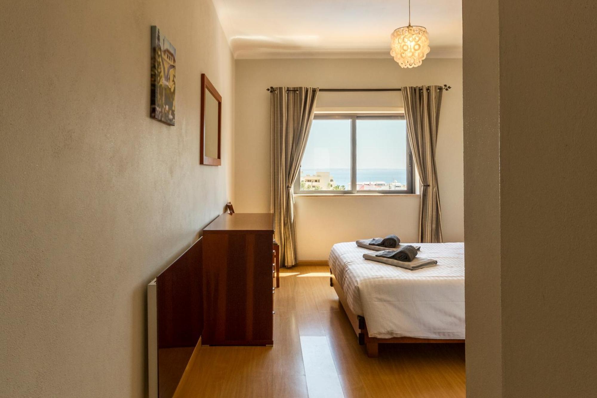 The Hoffy Beach Apartment Lagos Dış mekan fotoğraf