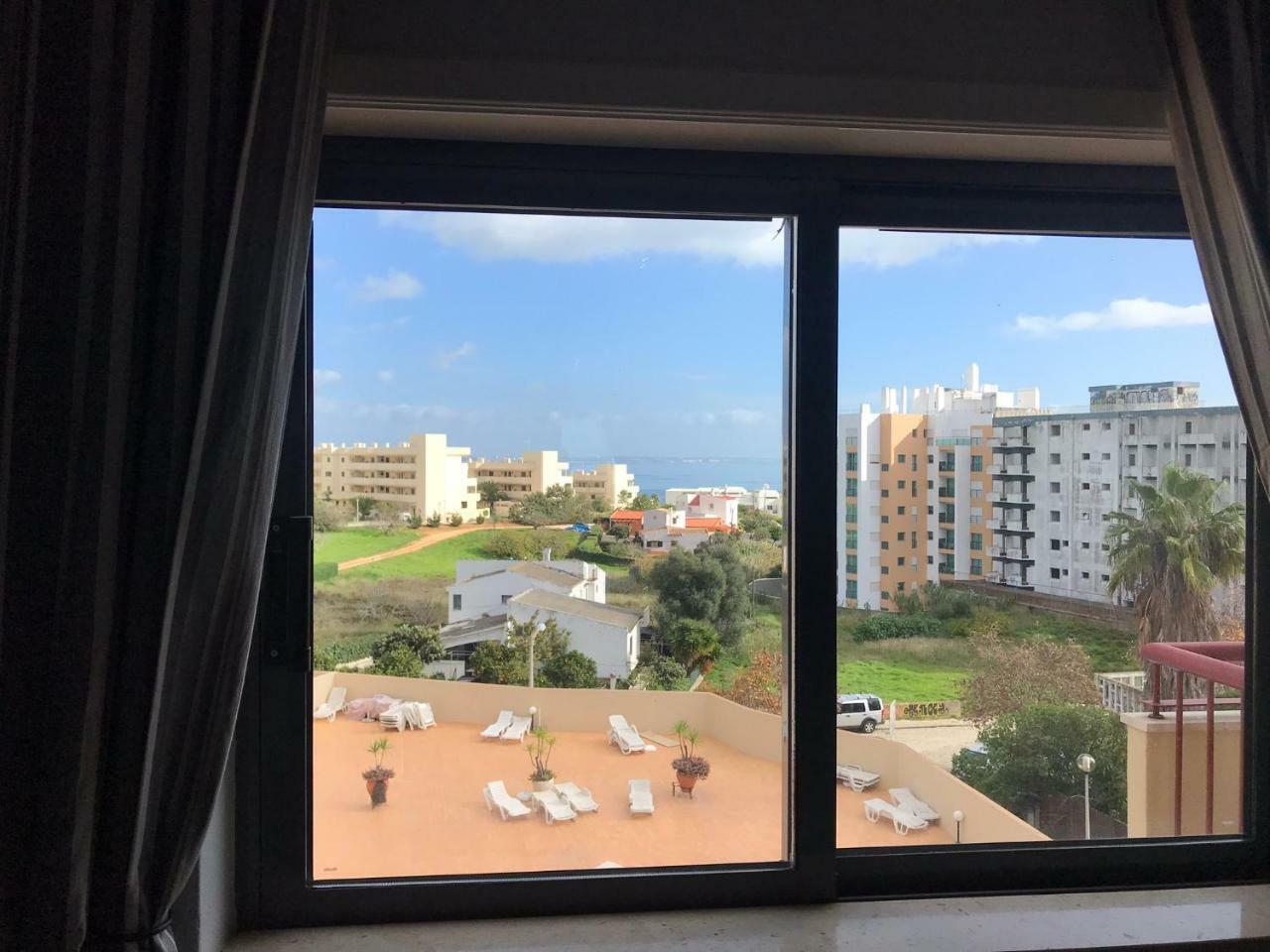 The Hoffy Beach Apartment Lagos Dış mekan fotoğraf
