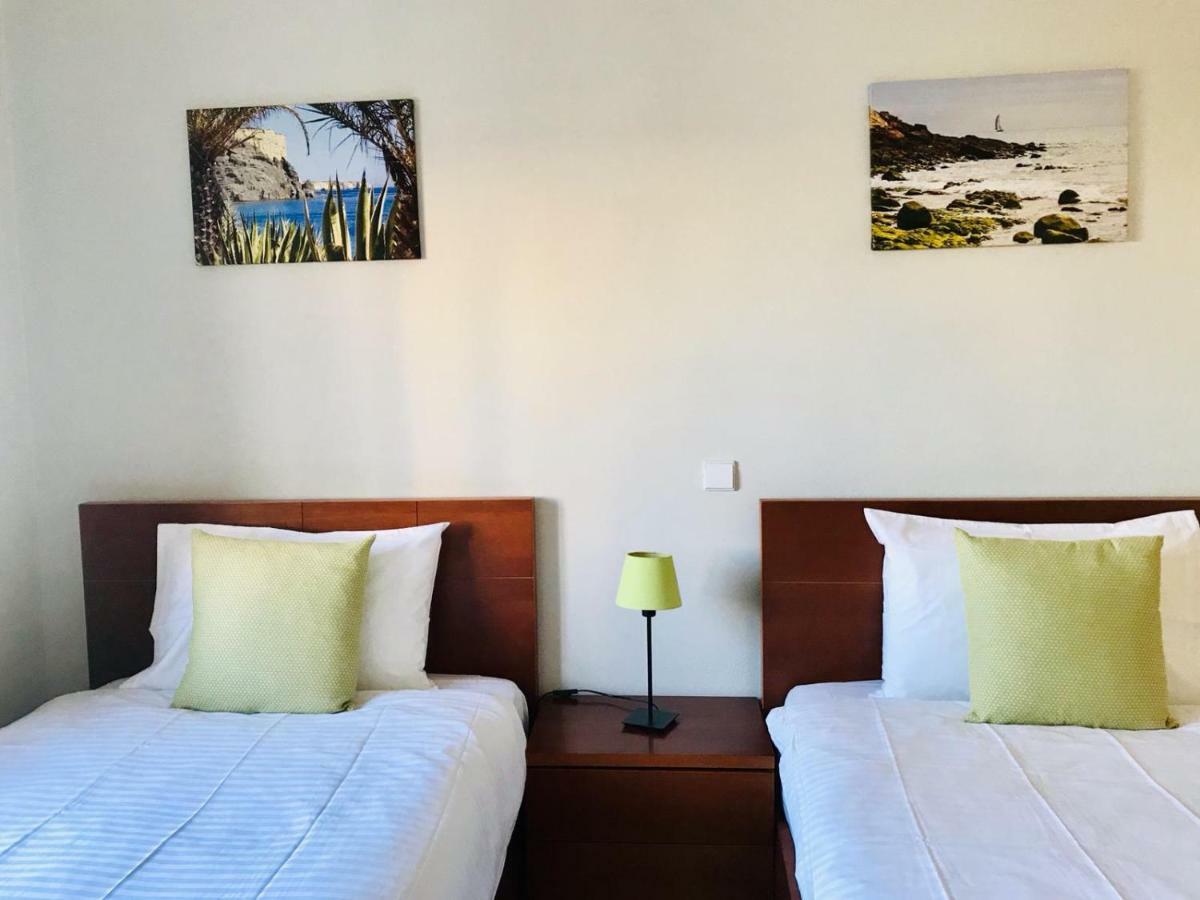 The Hoffy Beach Apartment Lagos Dış mekan fotoğraf