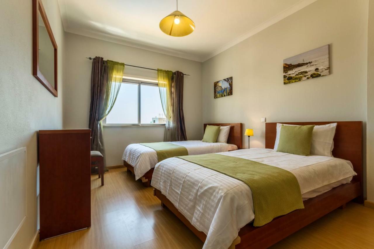 The Hoffy Beach Apartment Lagos Dış mekan fotoğraf